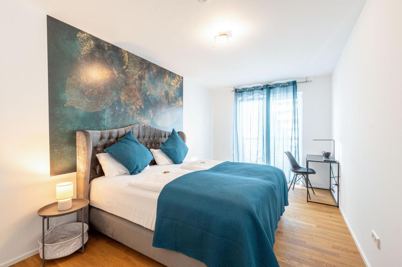 Lit Living: Luxus - Box Spring - Parking - Terrace Apartment Ludwigshafen am Rhein Bagian luar foto