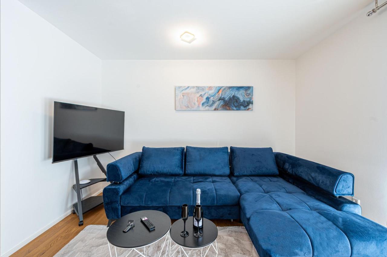 Lit Living: Luxus - Box Spring - Parking - Terrace Apartment Ludwigshafen am Rhein Bagian luar foto