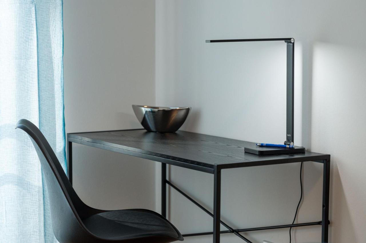 Lit Living: Luxus - Box Spring - Parking - Terrace Apartment Ludwigshafen am Rhein Bagian luar foto